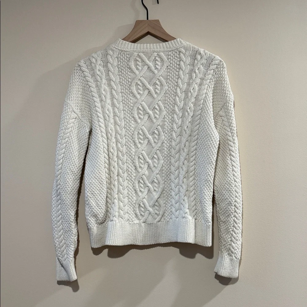 Abercrombie & Fitch Cream‎ Cableknit Sweater Size S